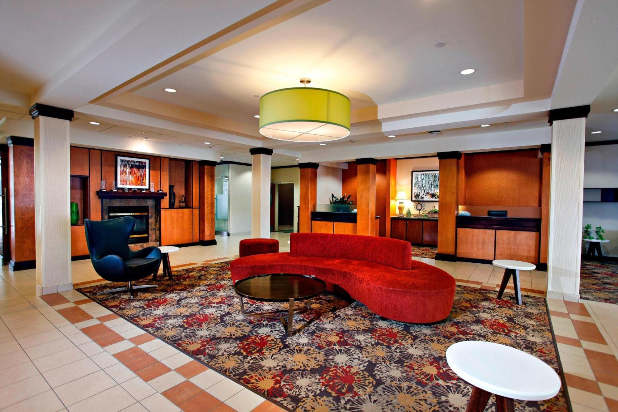 Marriott Fairfield Sudbury Hotel Bagian luar foto